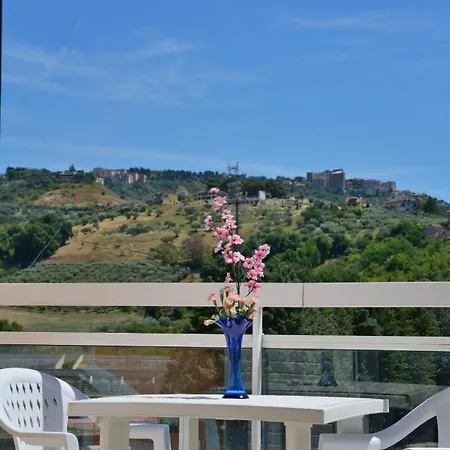 Chiara Apartmanhotel