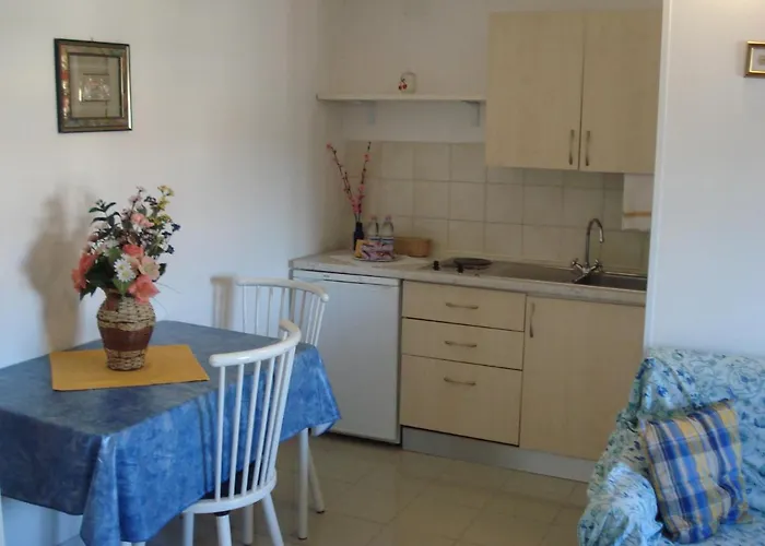 Chiara 3* كييتي